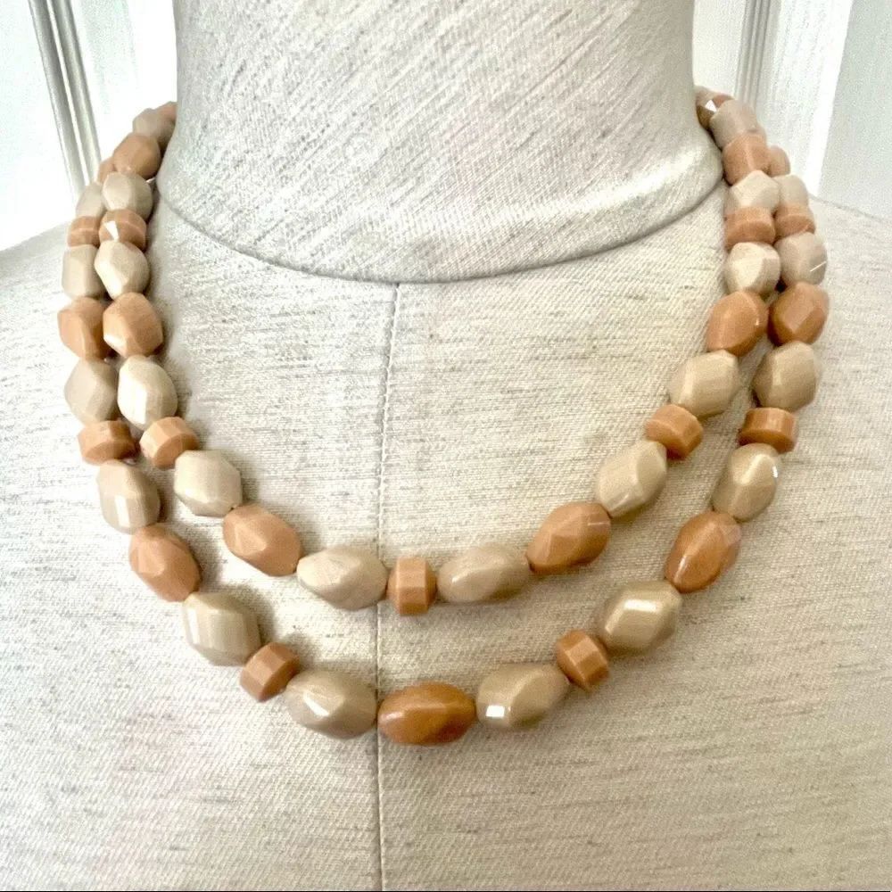 Tan double strand beaded vintage necklace